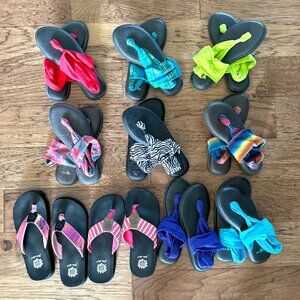 10 Pairs Flip Flops - 8 Sanuk Yoga Slings Size 7 & 2 Yellow Box Size 7.5